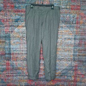 Hugo Boss mens gray 100% Wool cuffed pleated dress pants 34x29 EUC